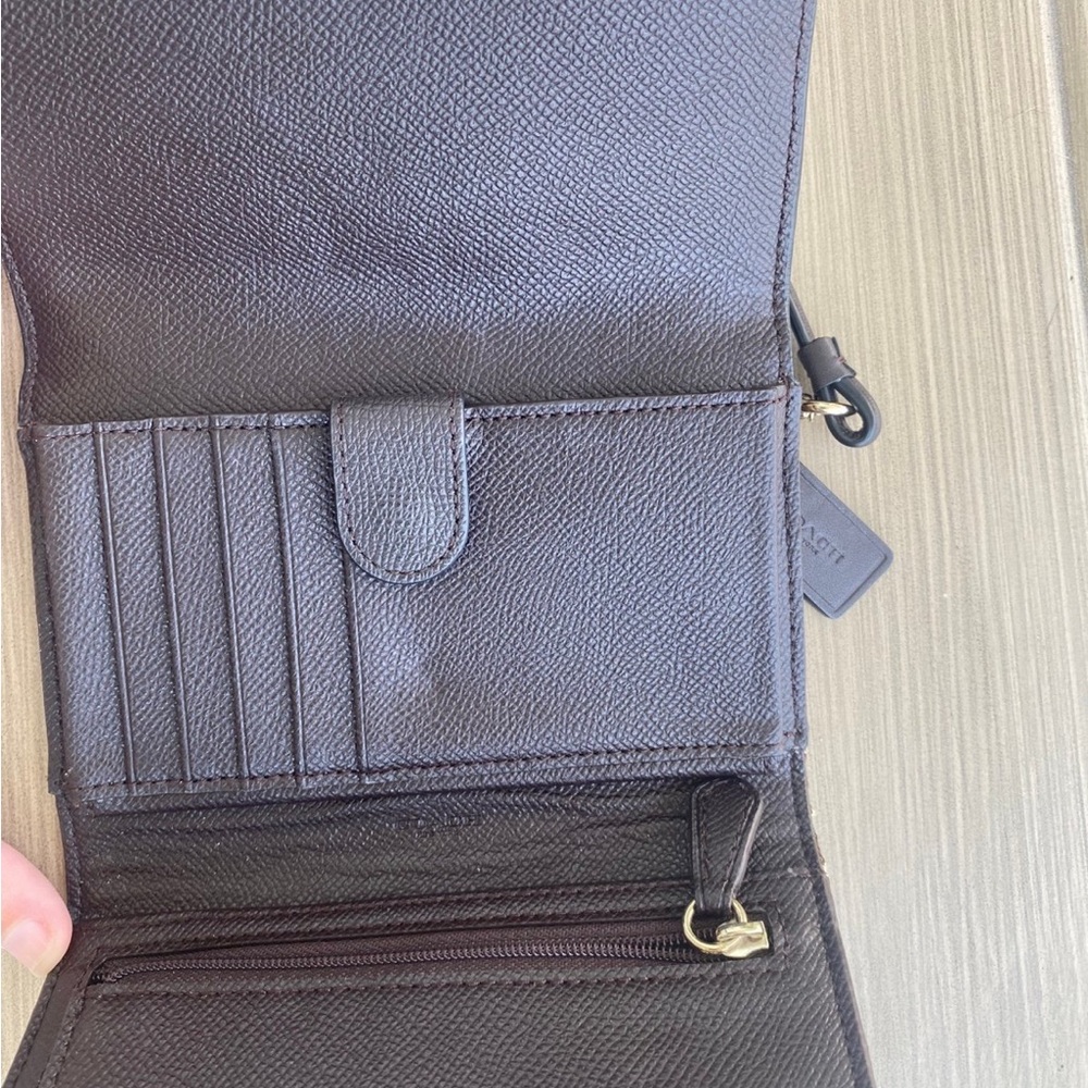 Coach purse - Picture 3 of 4